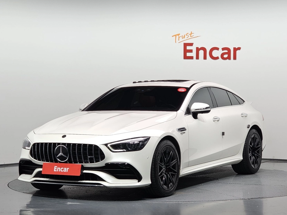 MERCEDES BENZ AMG GT