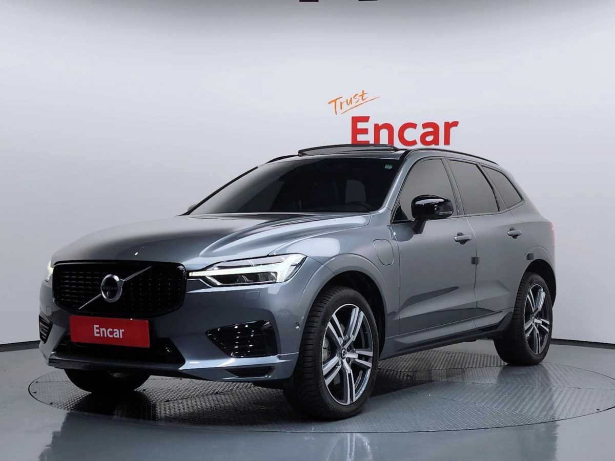 VOLVO XC60  2021