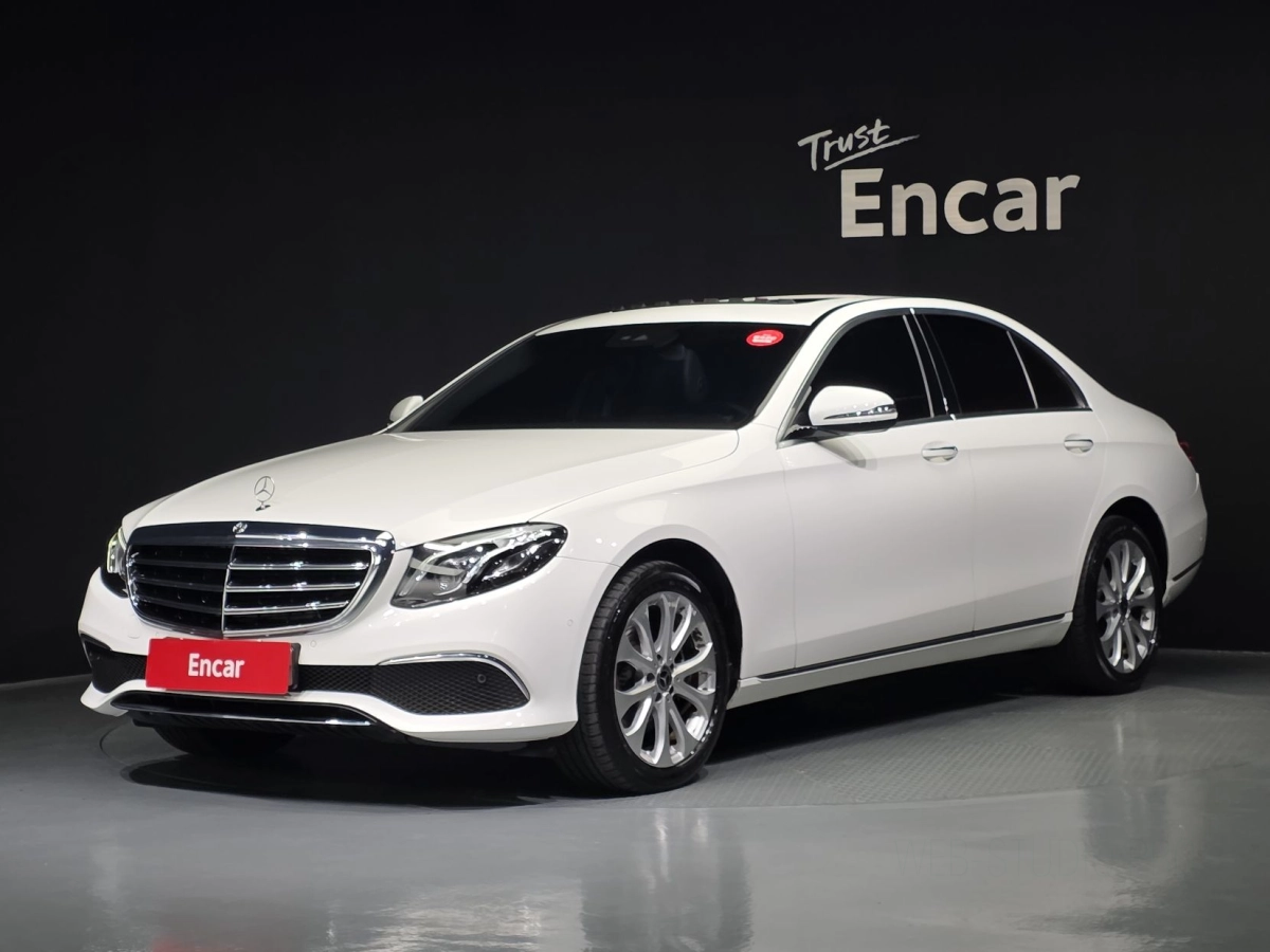 MERCEDES BENZ E-CLASS W213 2020