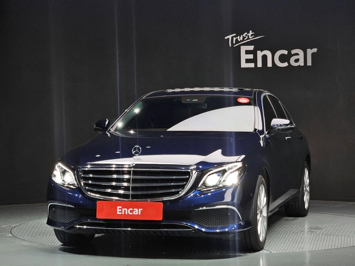 MERCEDES BENZ E-CLASS W213