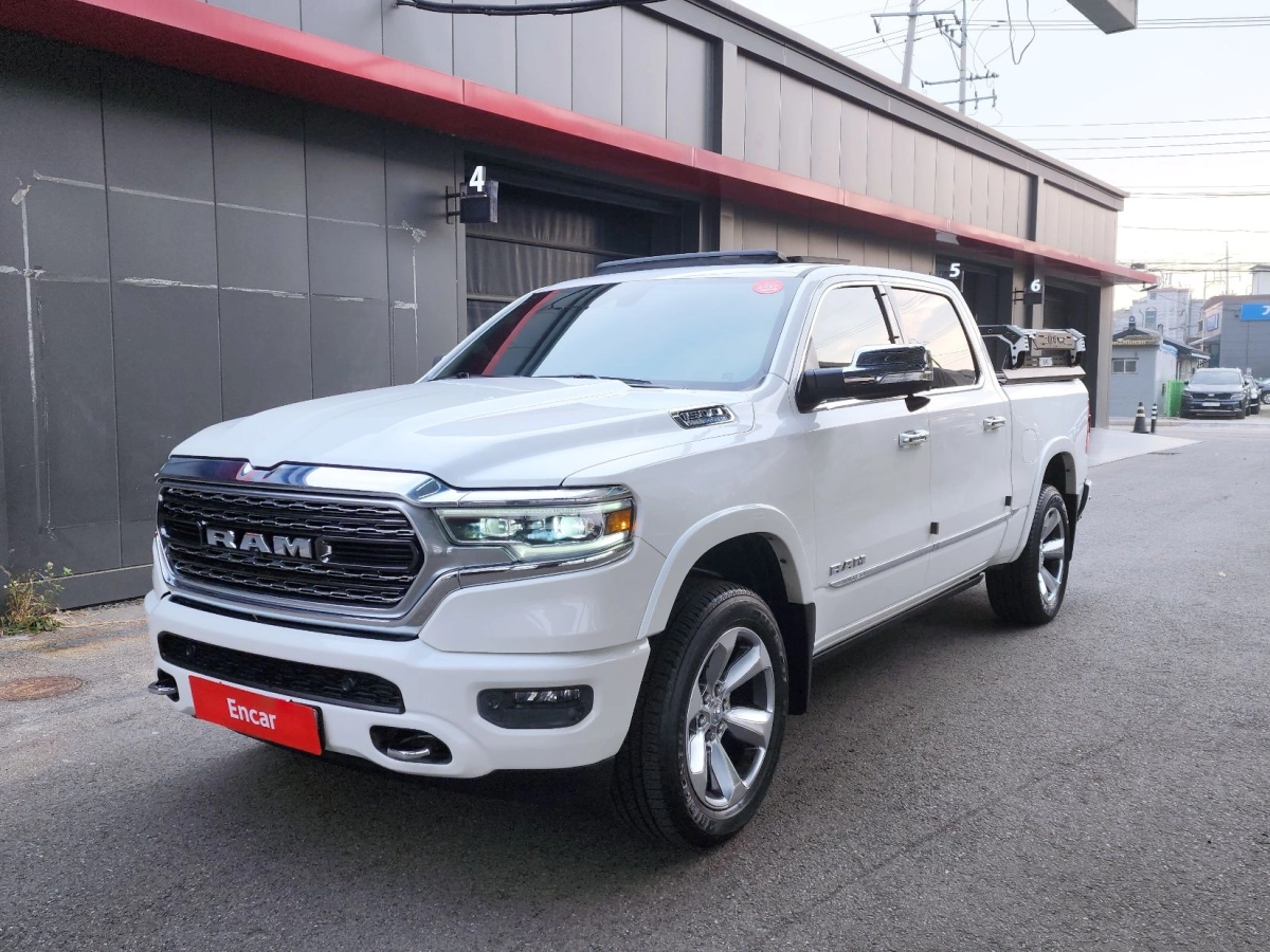 DODGE RAM PICK UP  2022