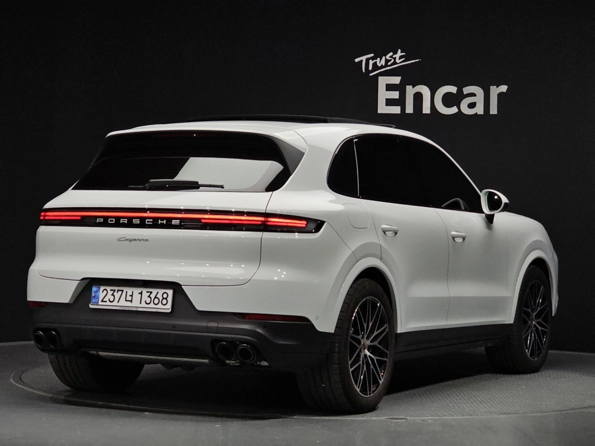 PORSCHE CAYENNE PO536