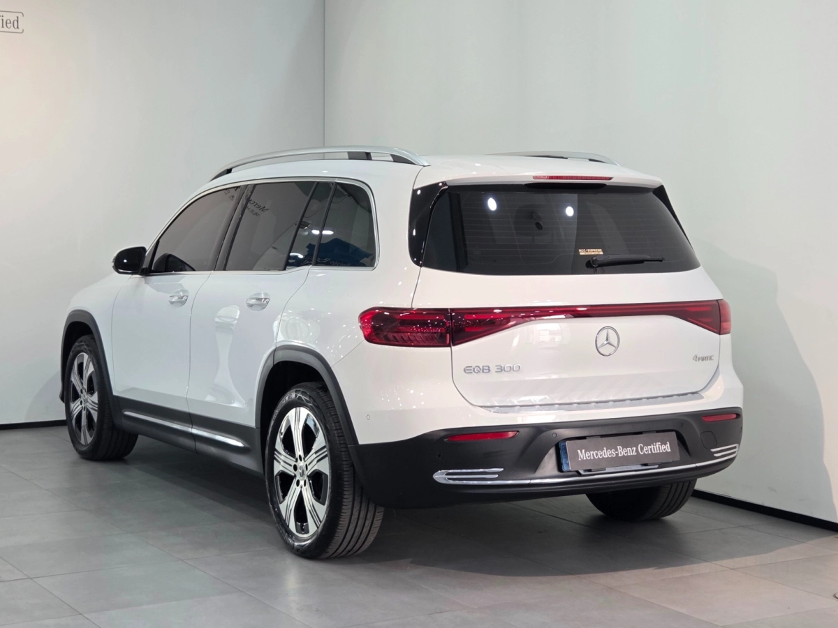 MERCEDES BENZ EQB X243