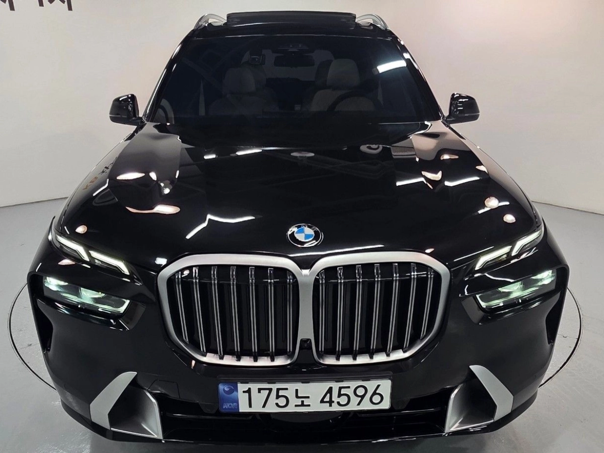 BMW X7 G07 2023