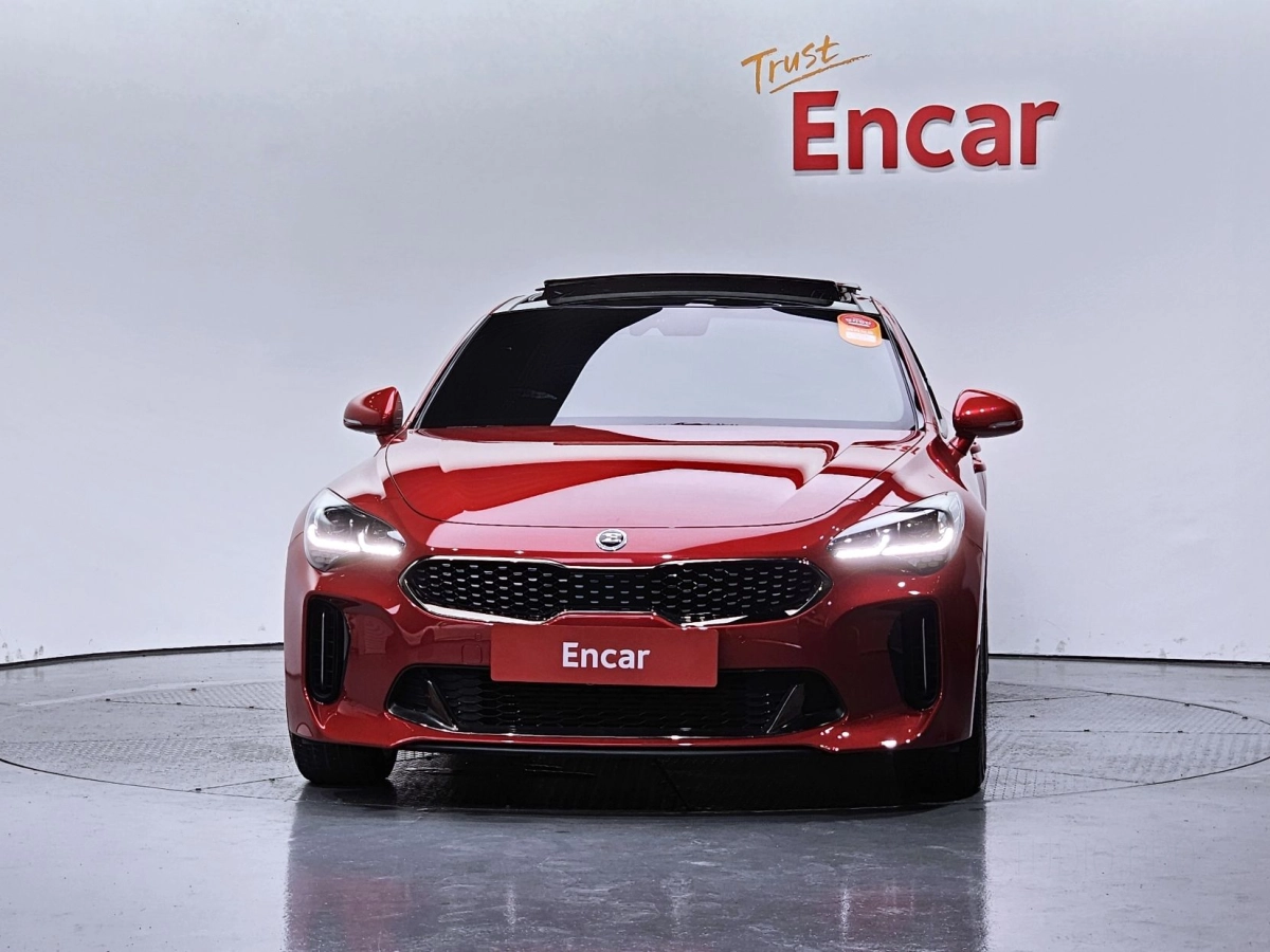 KIA STINGER