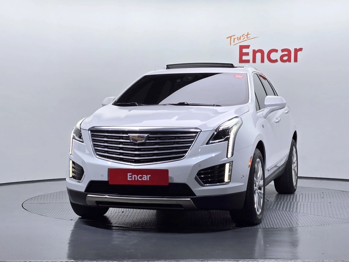 CADILLAC XT5