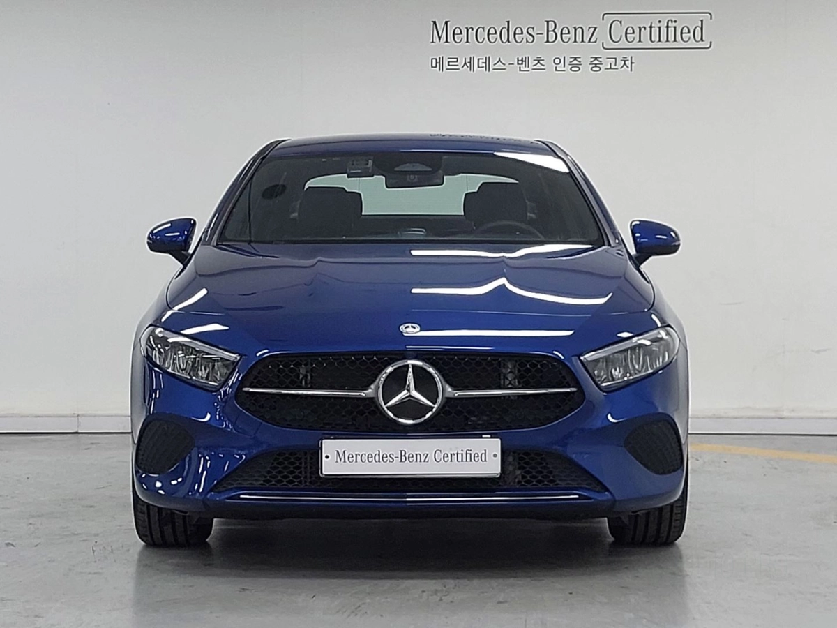 MERCEDES BENZ A-CLASS W177