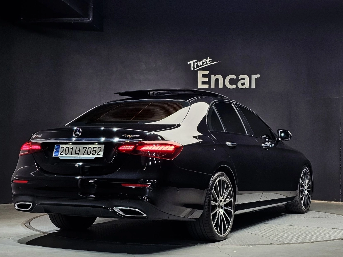 MERCEDES BENZ E-CLASS W213