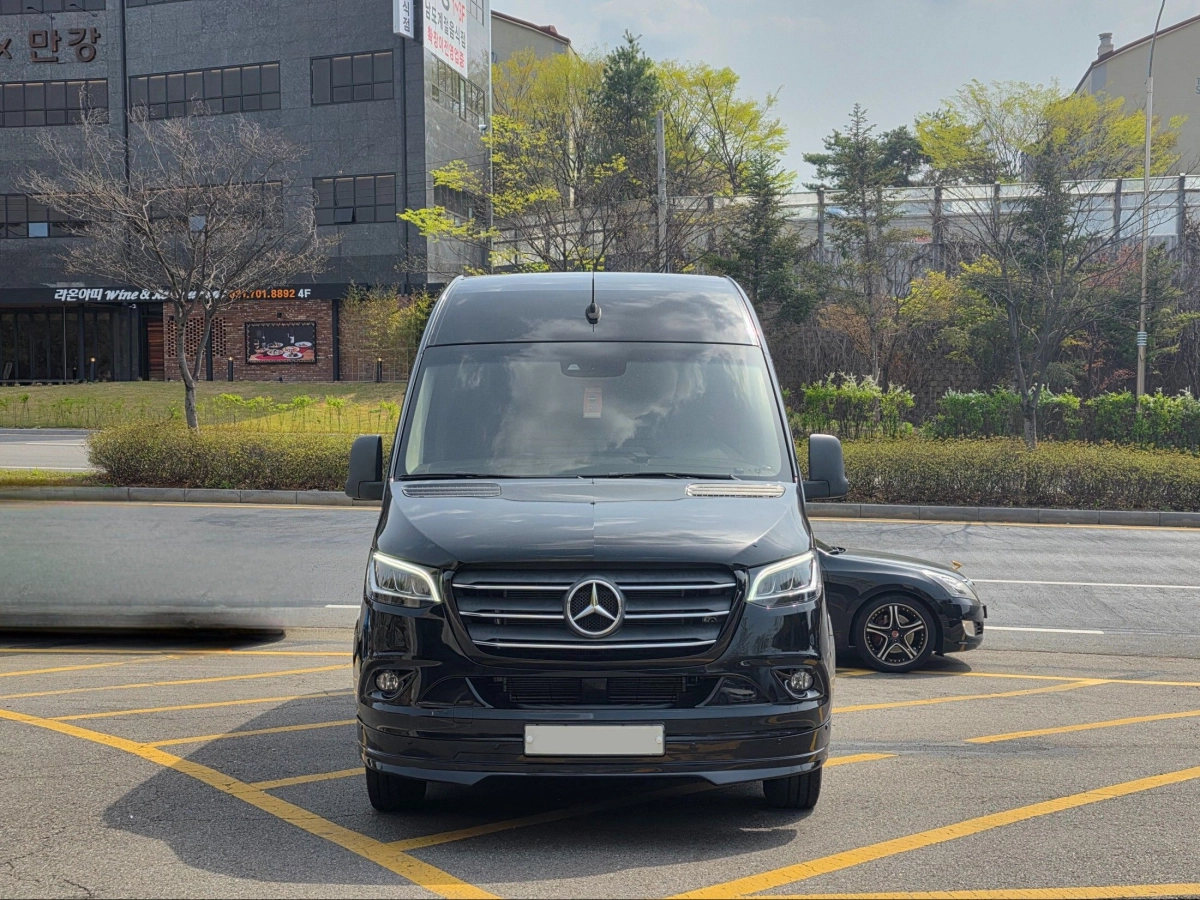 MERCEDES BENZ SPRINTER