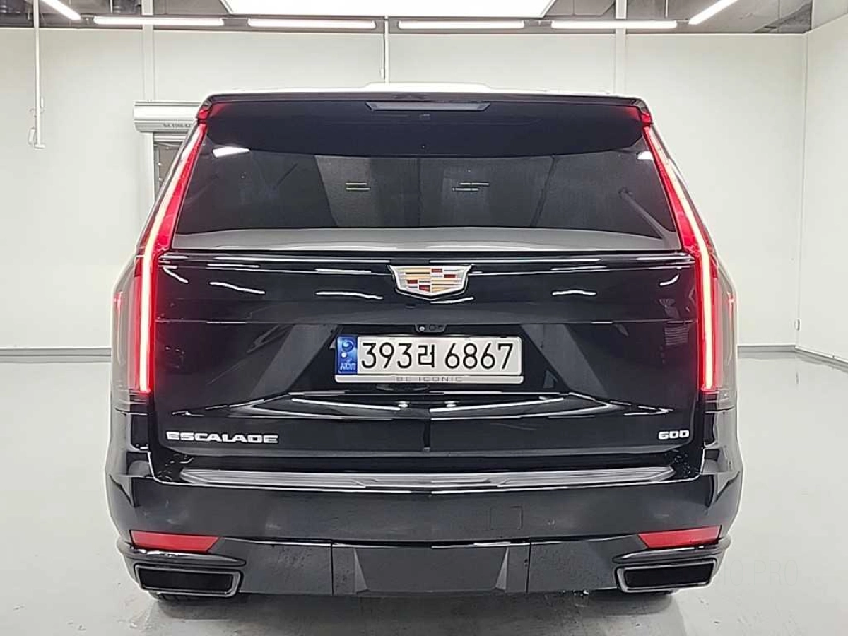 CADILLAC ESCALADE