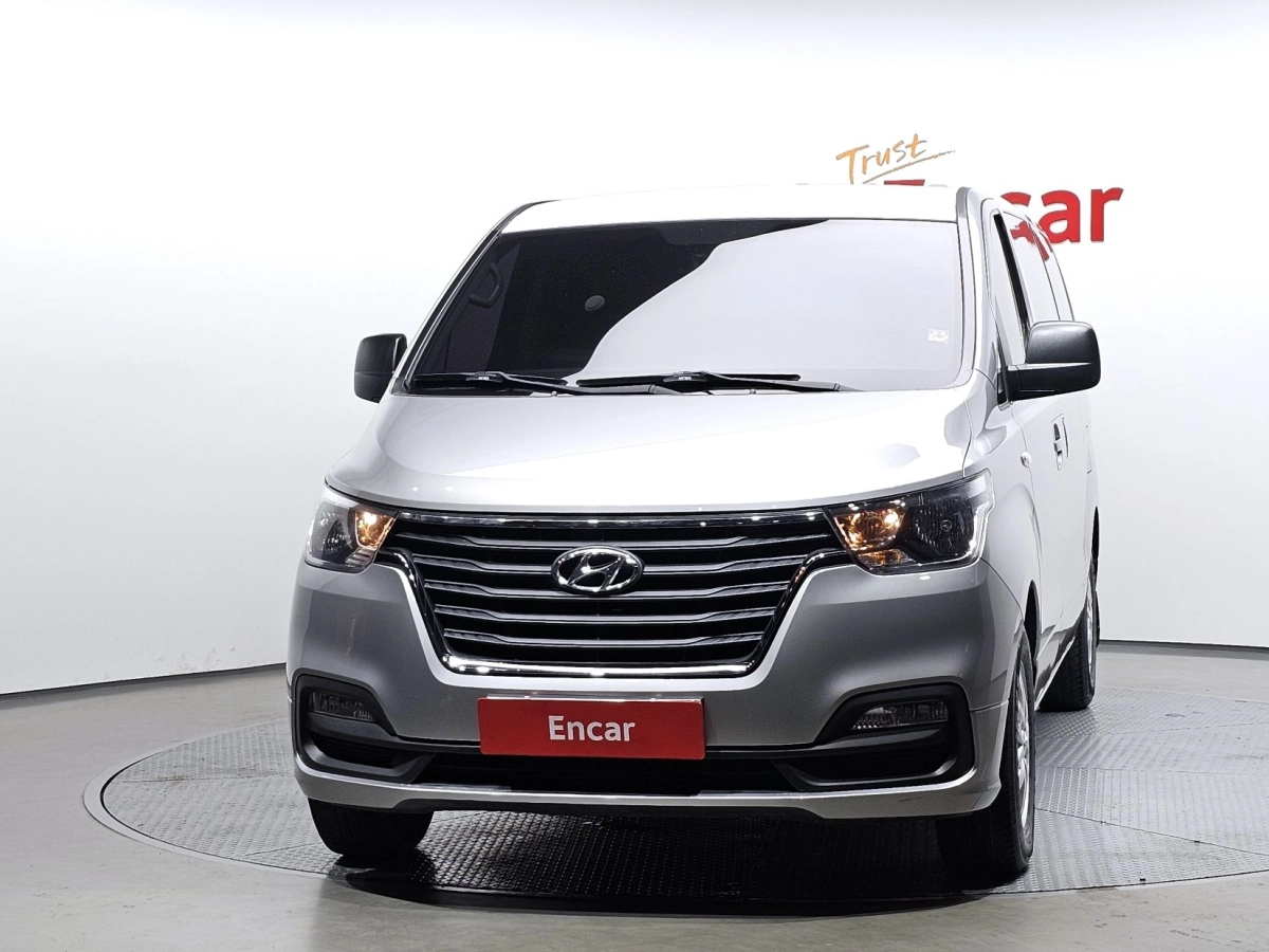 HYUNDAI STAREX GRAND