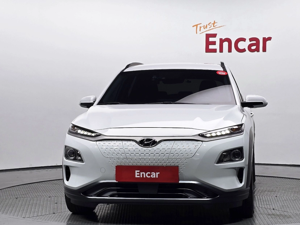 HYUNDAI KONA ELECTRIC