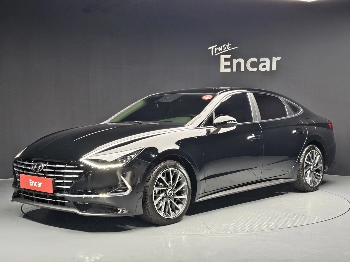 HYUNDAI SONATA HYBRID DN8