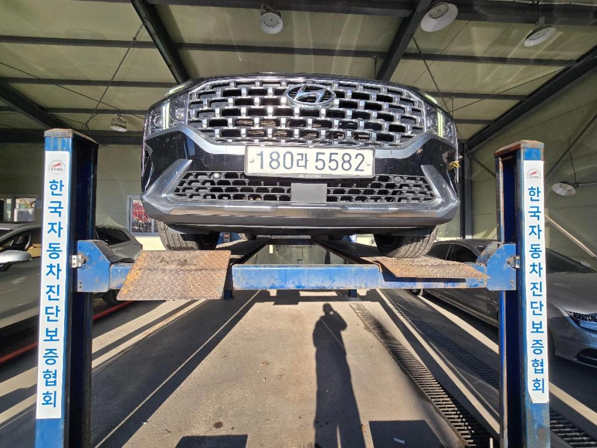 HYUNDAI SANTAFE 2020