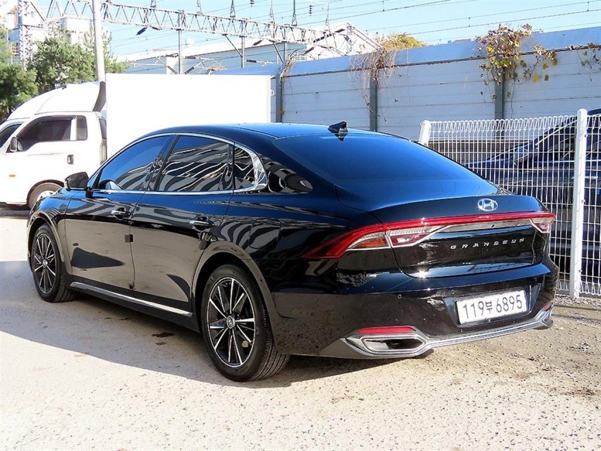HYUNDAI GRANDEUR IG