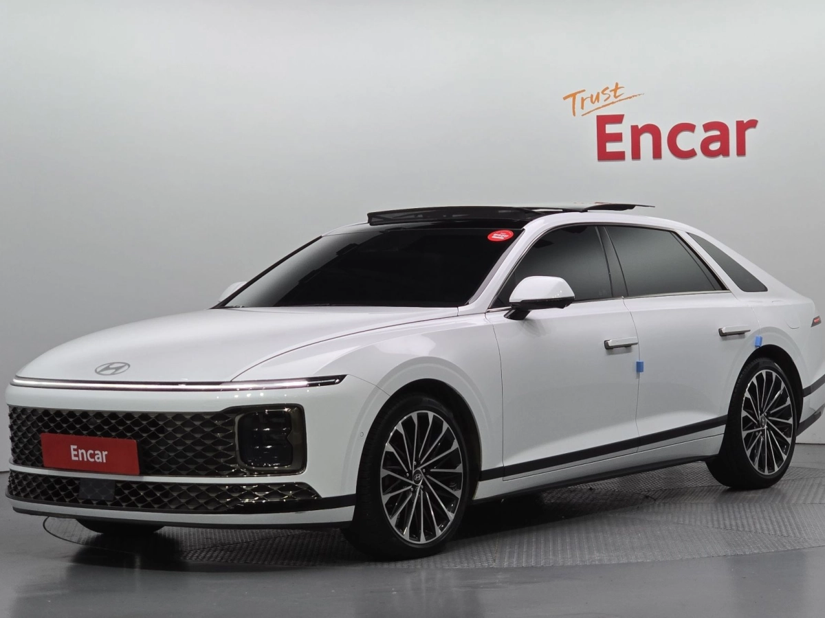 HYUNDAI GRANDEUR HYBRID GN7  2025