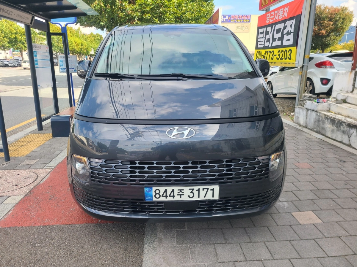 HYUNDAI STARIA 2022