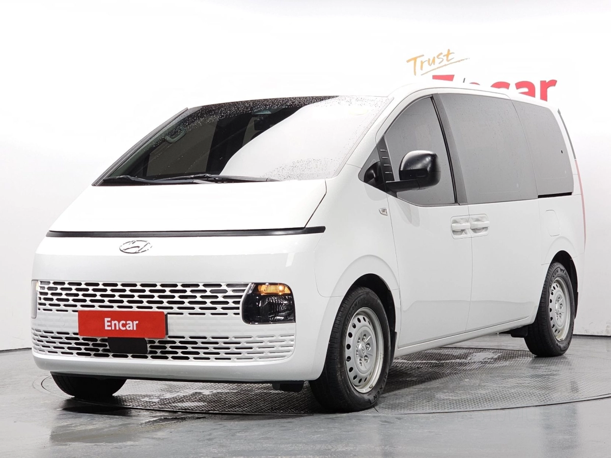 HYUNDAI STARIA 2021