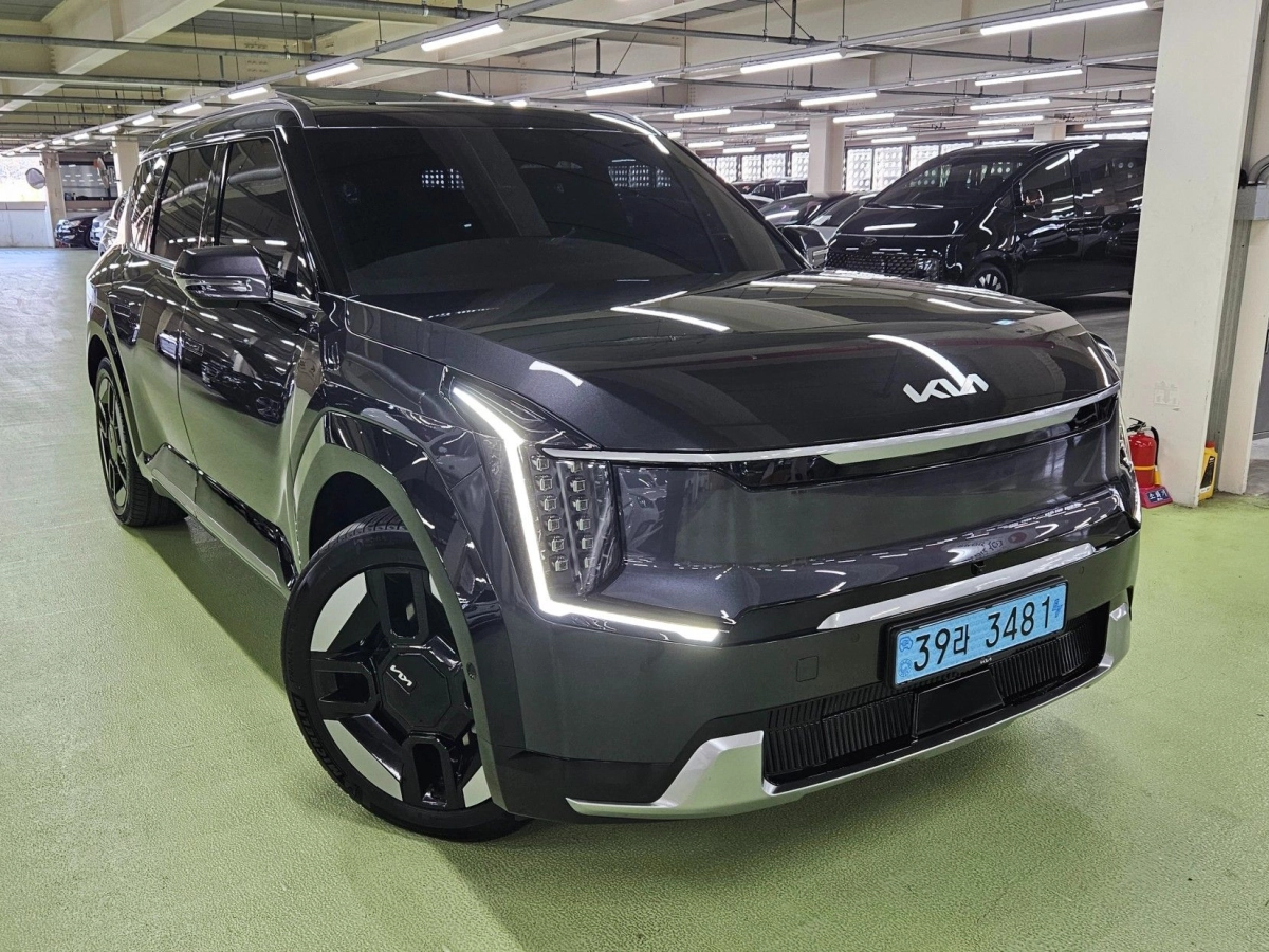 KIA EV9