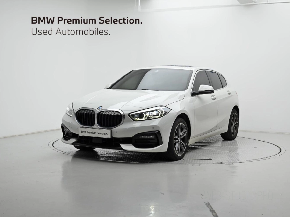 BMW 1-SERIES F40  2020