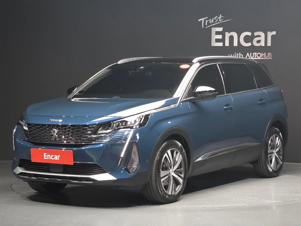 PEUGEOT 5008  2022