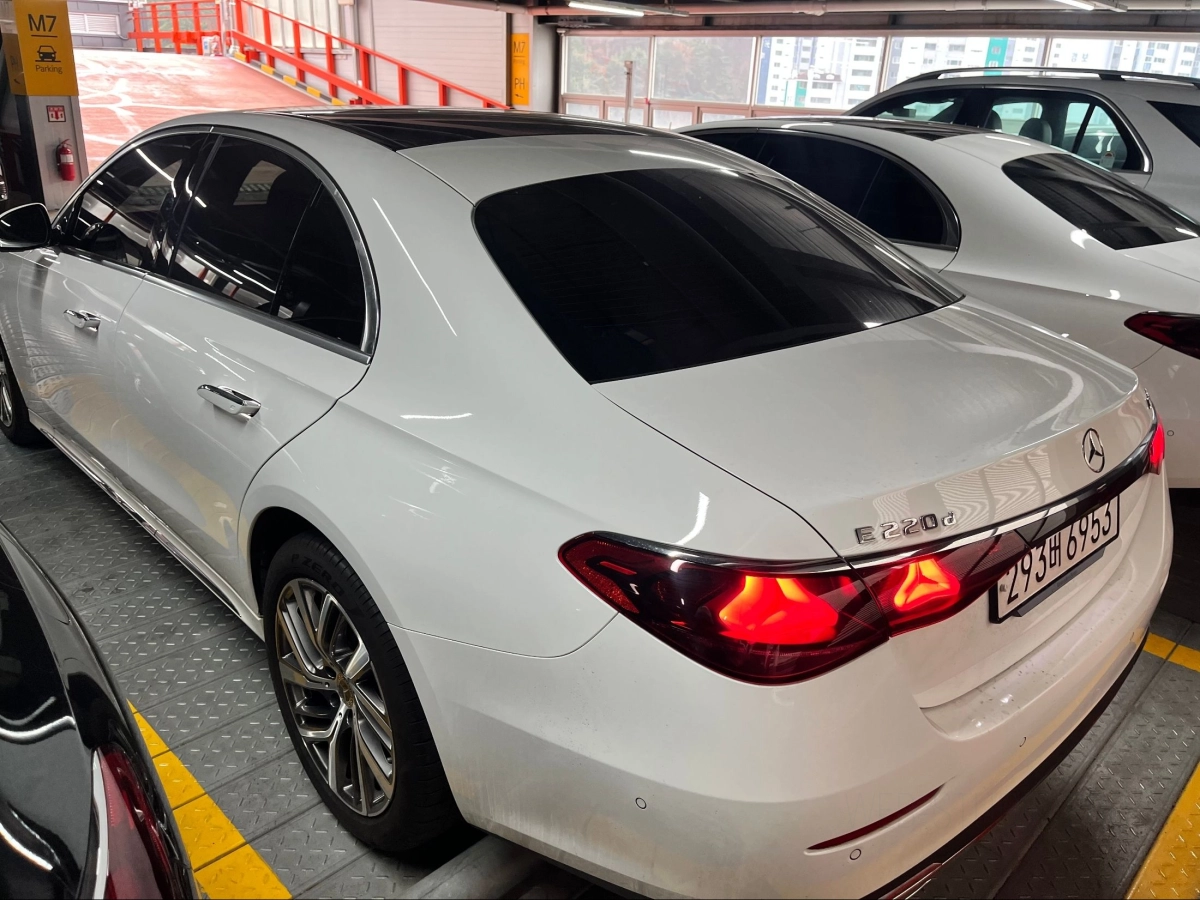 MERCEDES BENZ E-CLASS W214