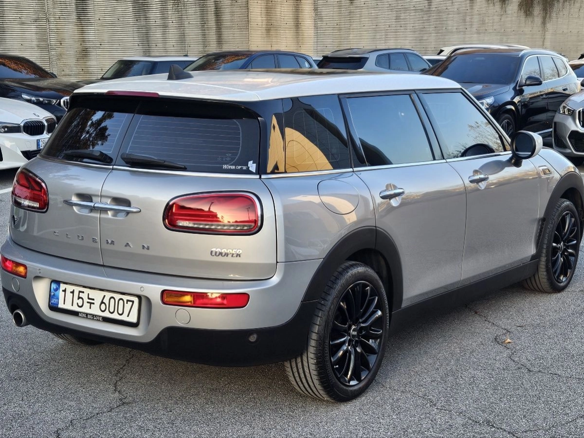 MINI CLUBMAN COOPER