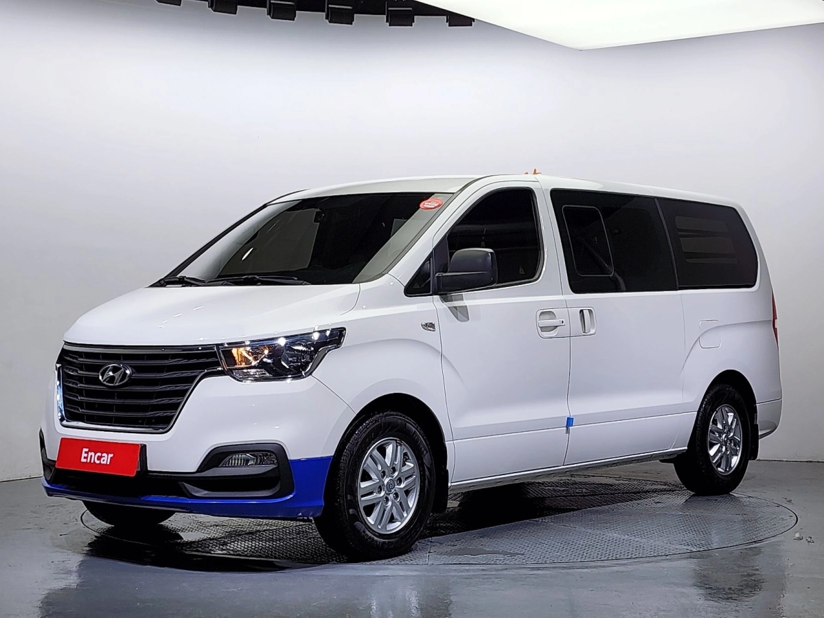 HYUNDAI STAREX GRAND  2020