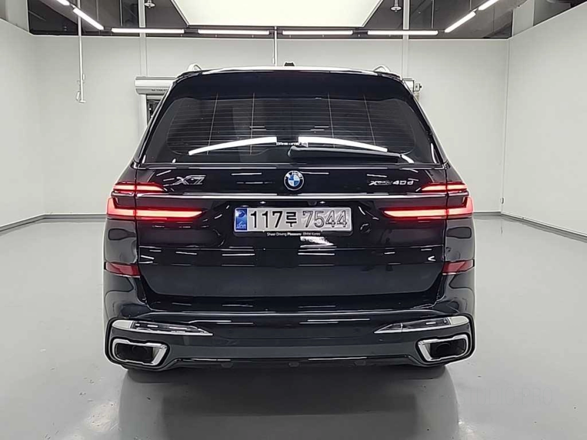 BMW X7 G07
