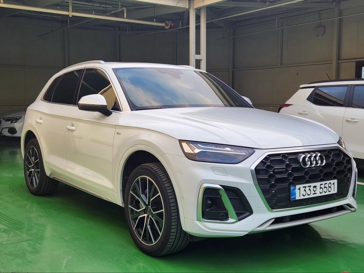 AUDI Q5 FY