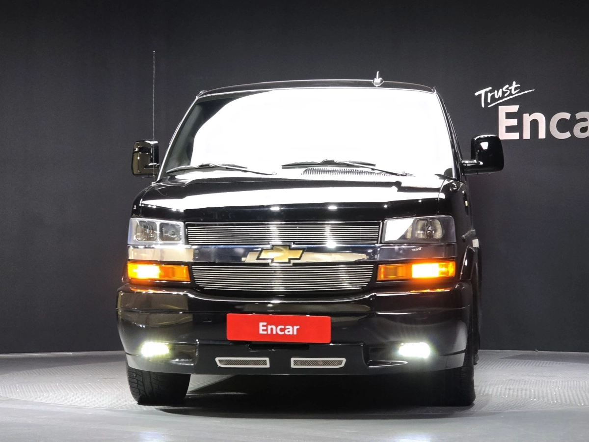 CHEVROLET EXPRESS VAN