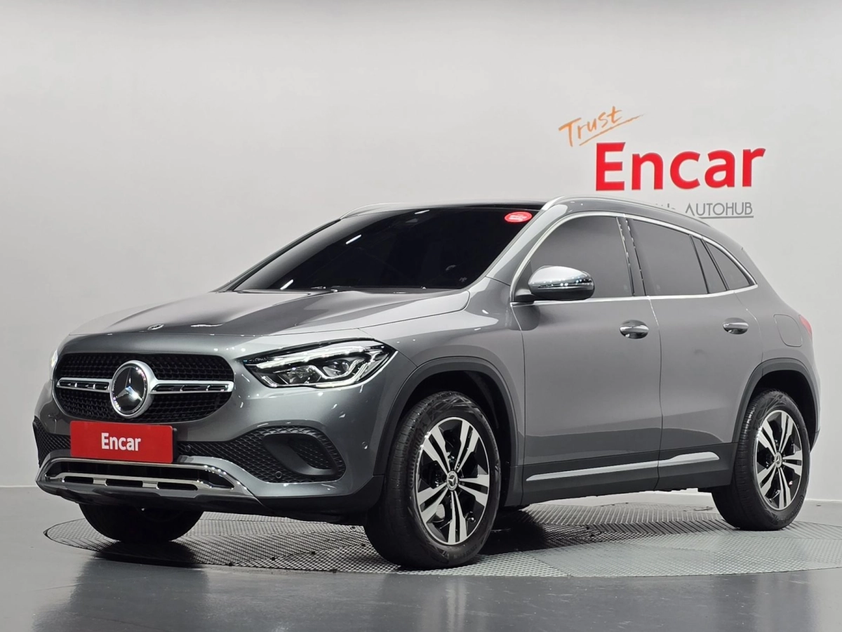 MERCEDES BENZ GLA-CLASS H247