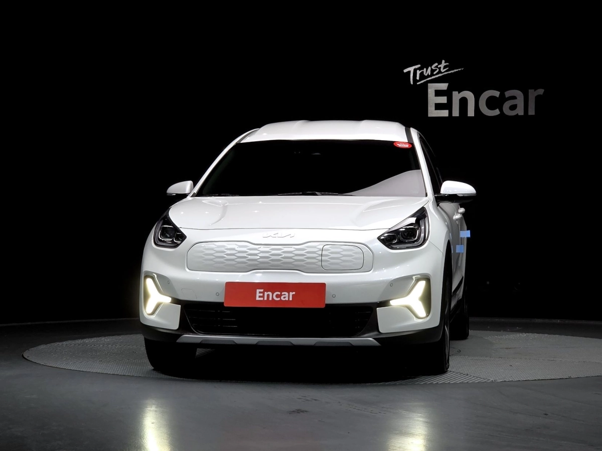 KIA NIRO PLUS
