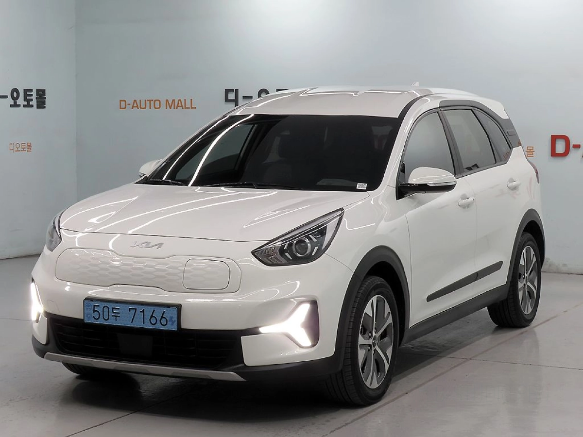 KIA NIRO PLUS