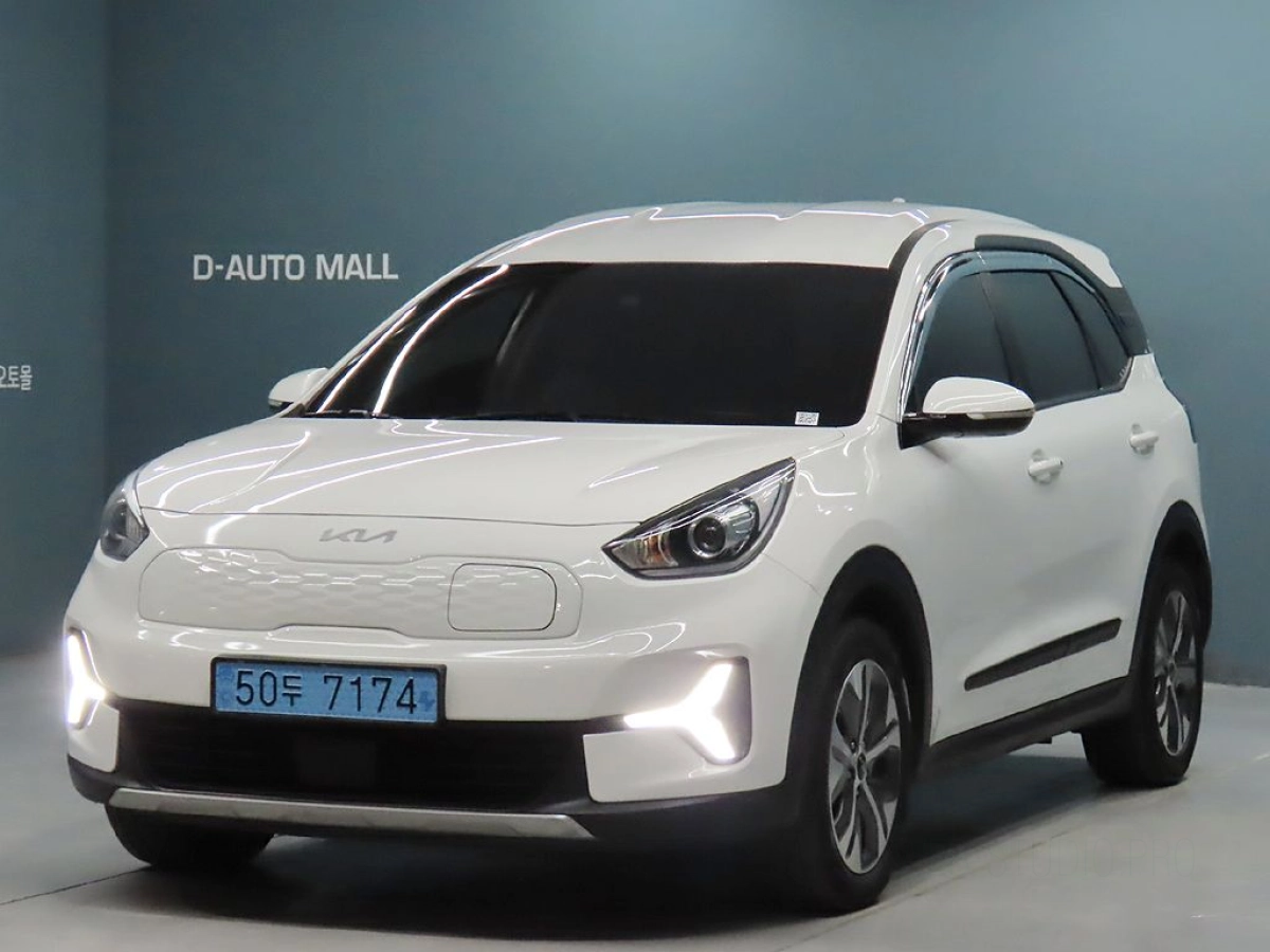 KIA NIRO PLUS