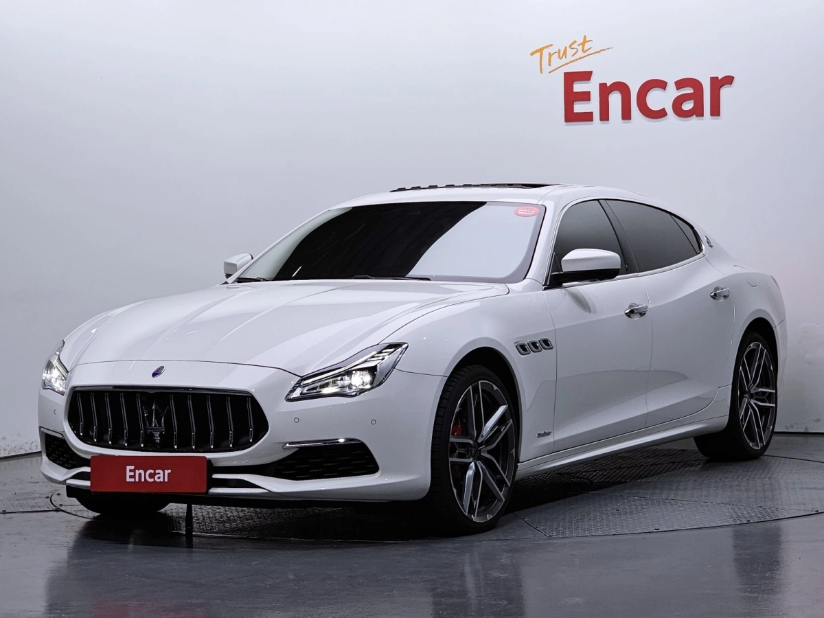 MASERATI QUATTROPORTE  2021