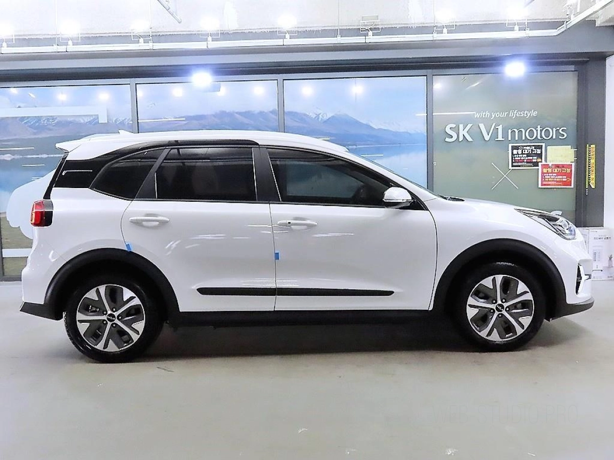 KIA NIRO PLUS