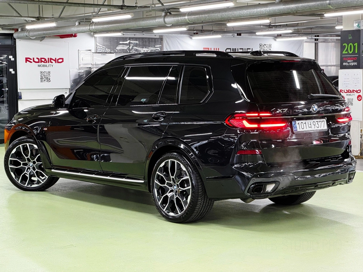 BMW X7 G07