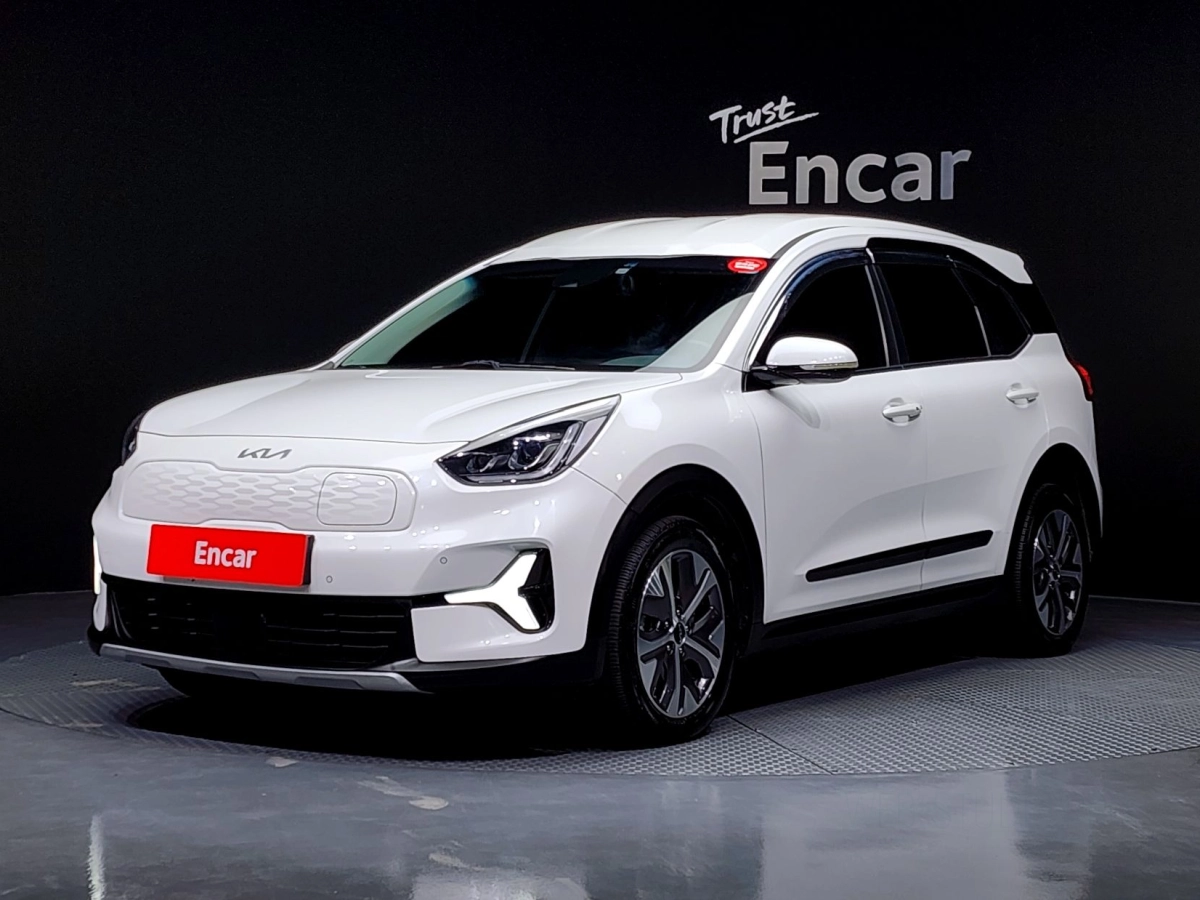 KIA NIRO PLUS