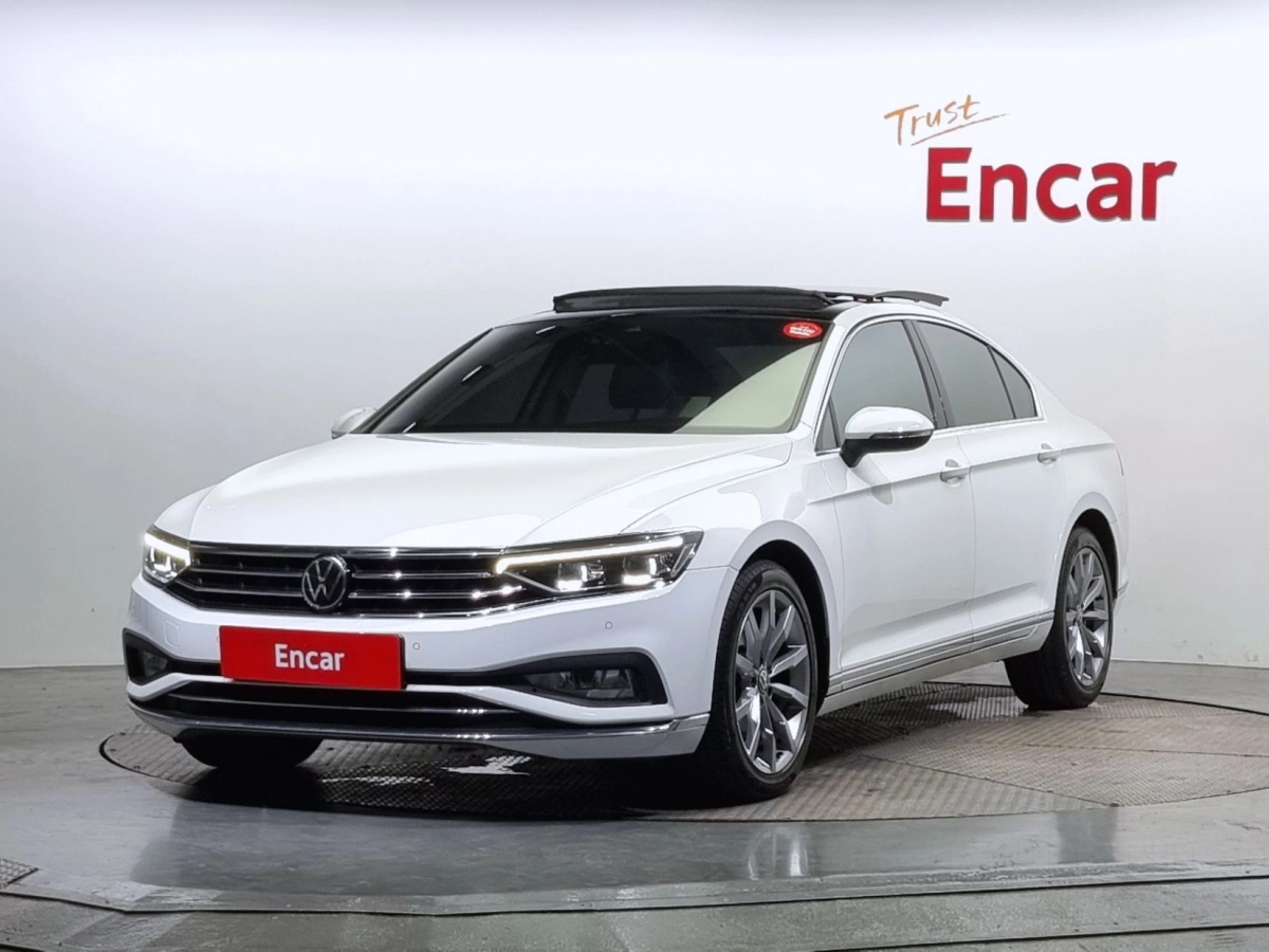 VOLKSWAGEN PASSAT GT B8