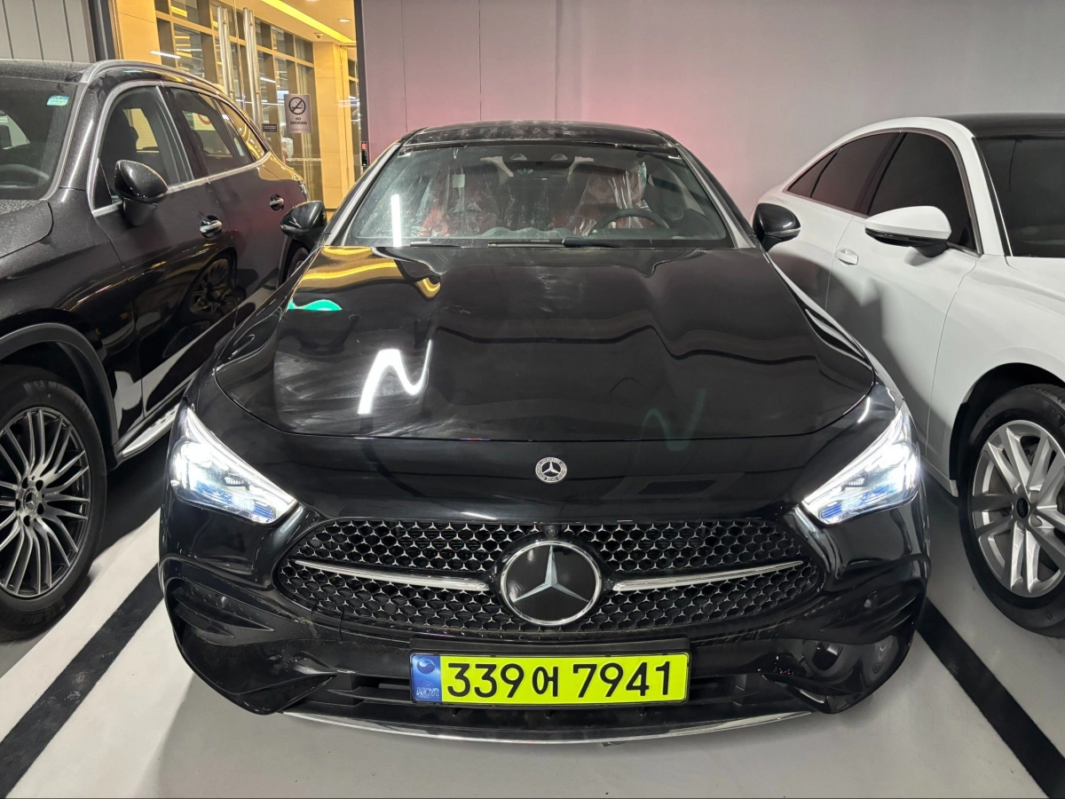 MERCEDES BENZ CLE-CLASS C236  2025