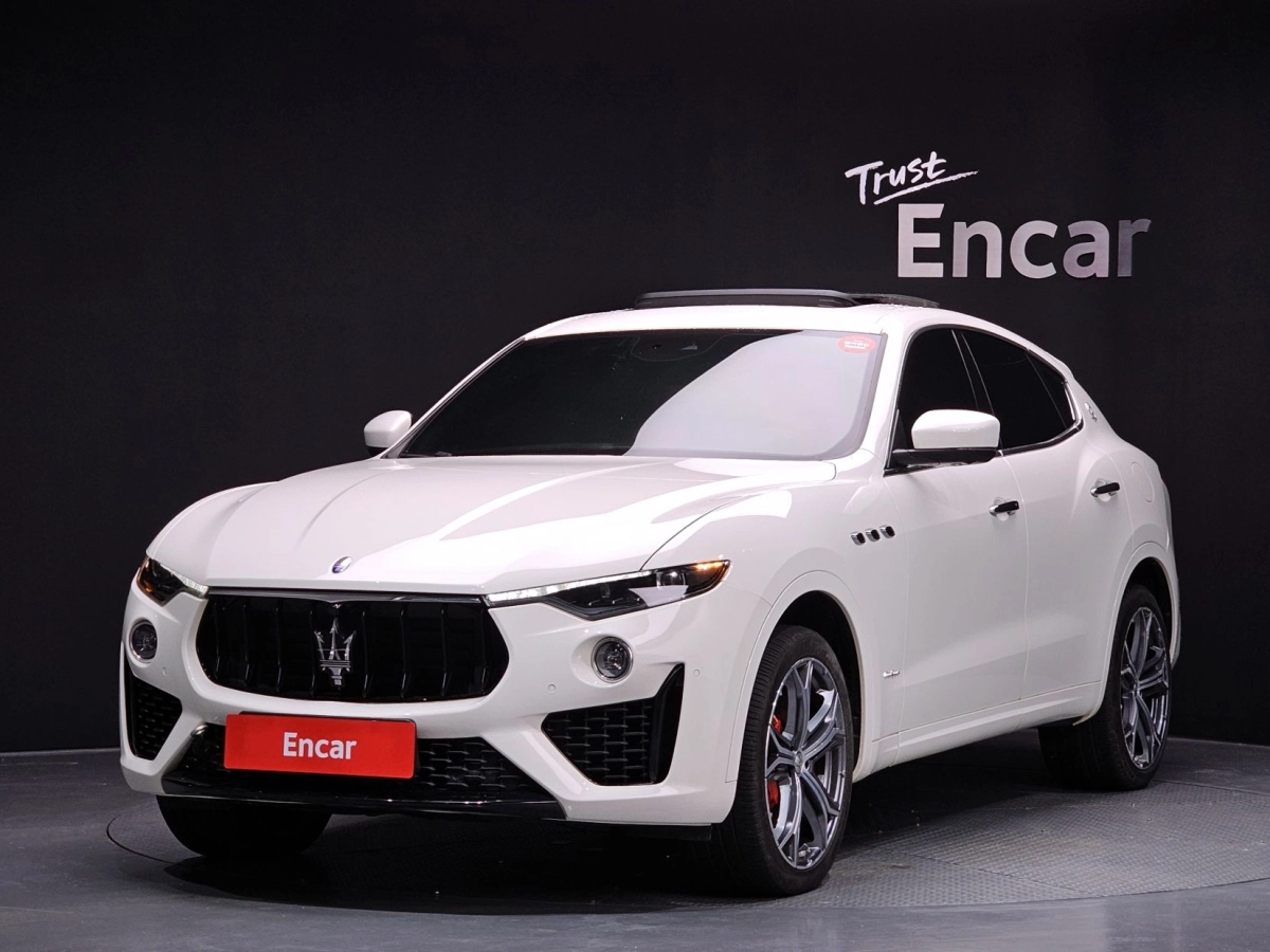 MASERATI LEVANTE