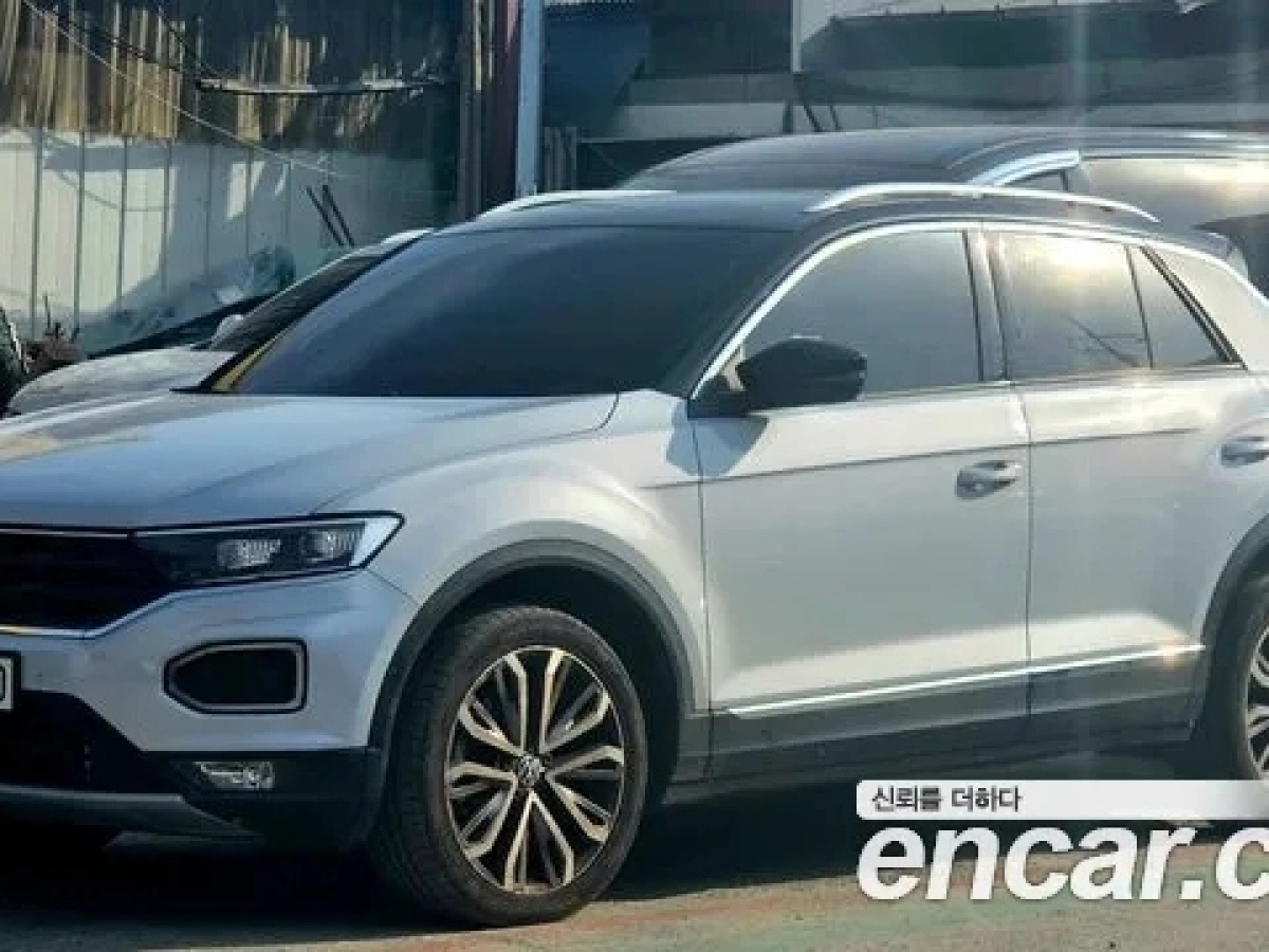 VOLKSWAGEN T-ROC 2022