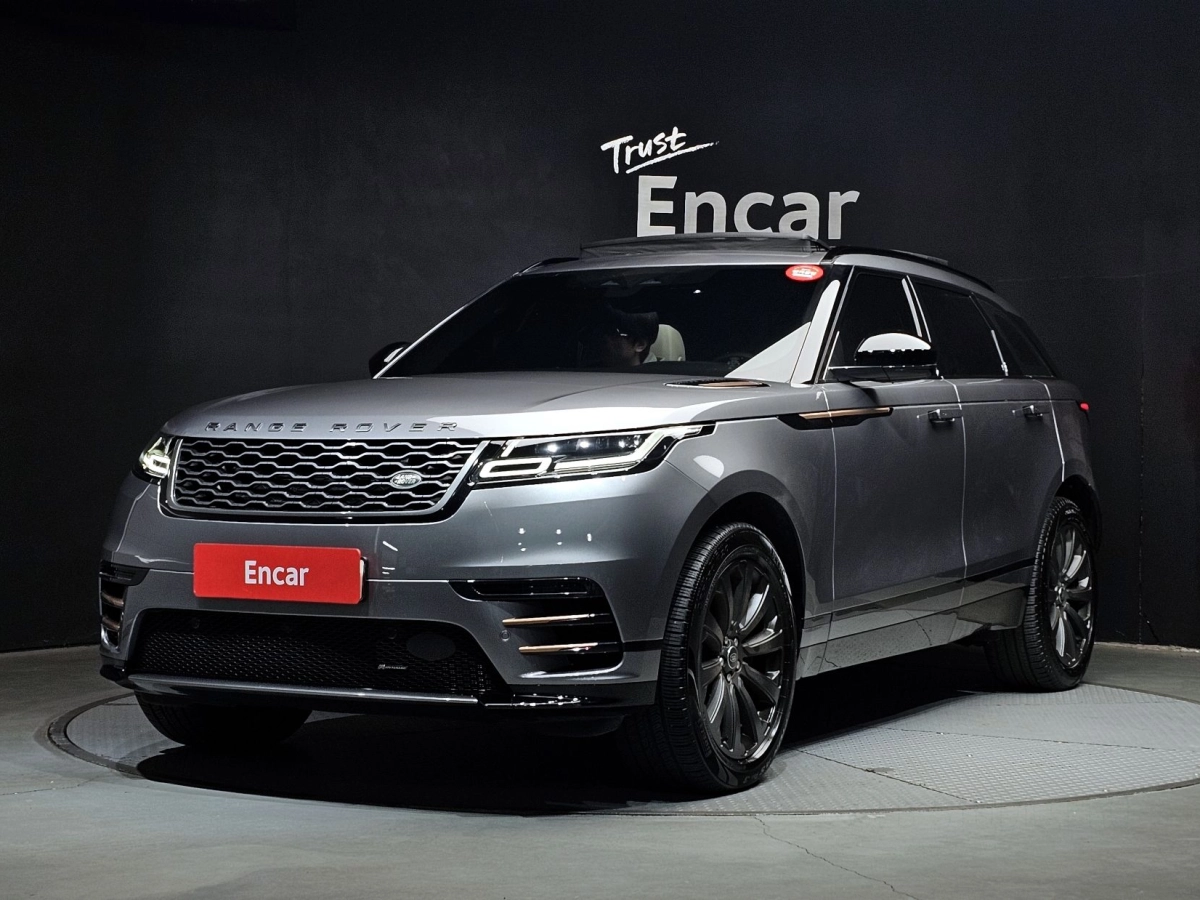 LAND ROVER RANGE ROVER VELAR  2022