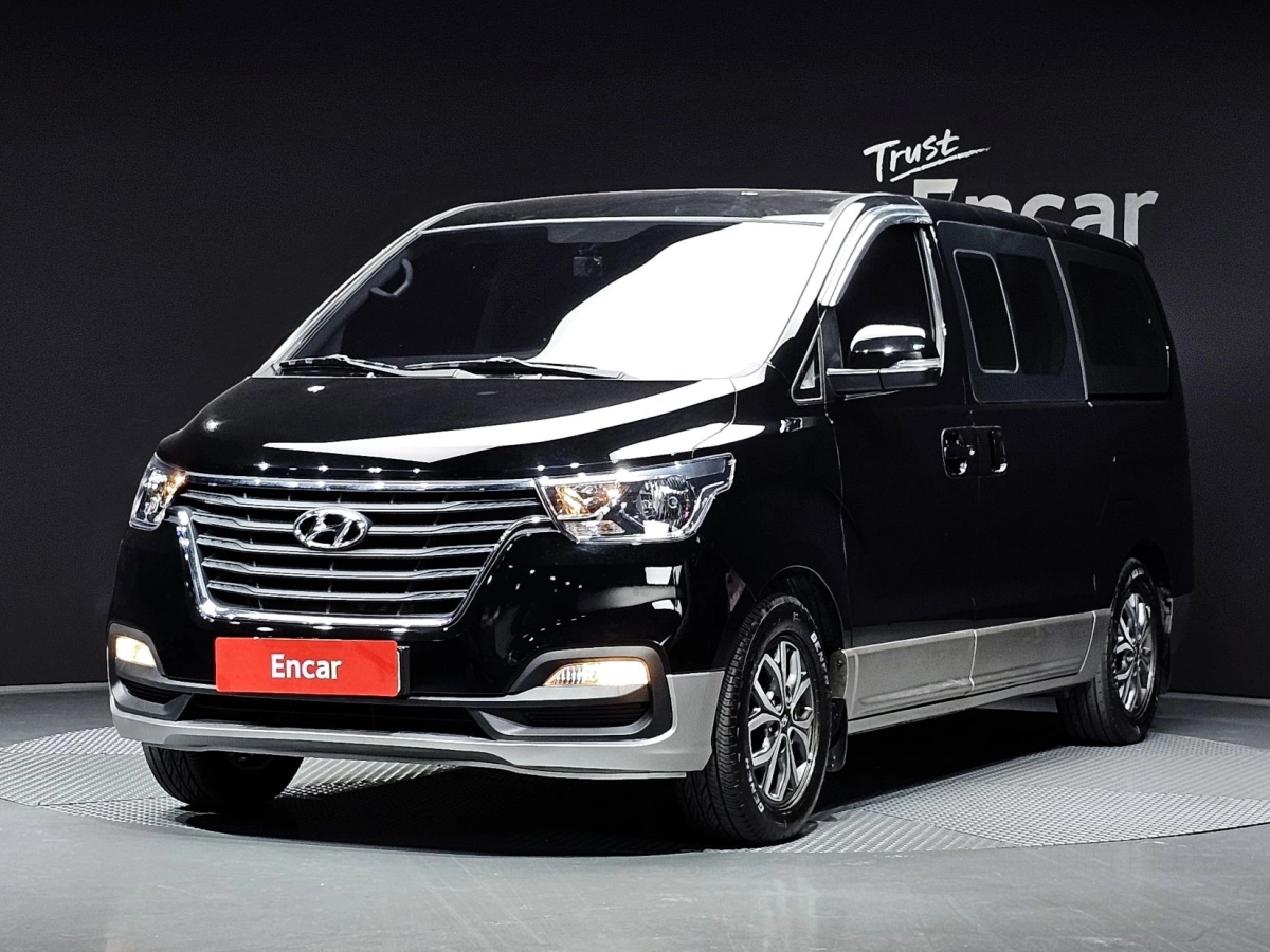 HYUNDAI STAREX GRAND 2020