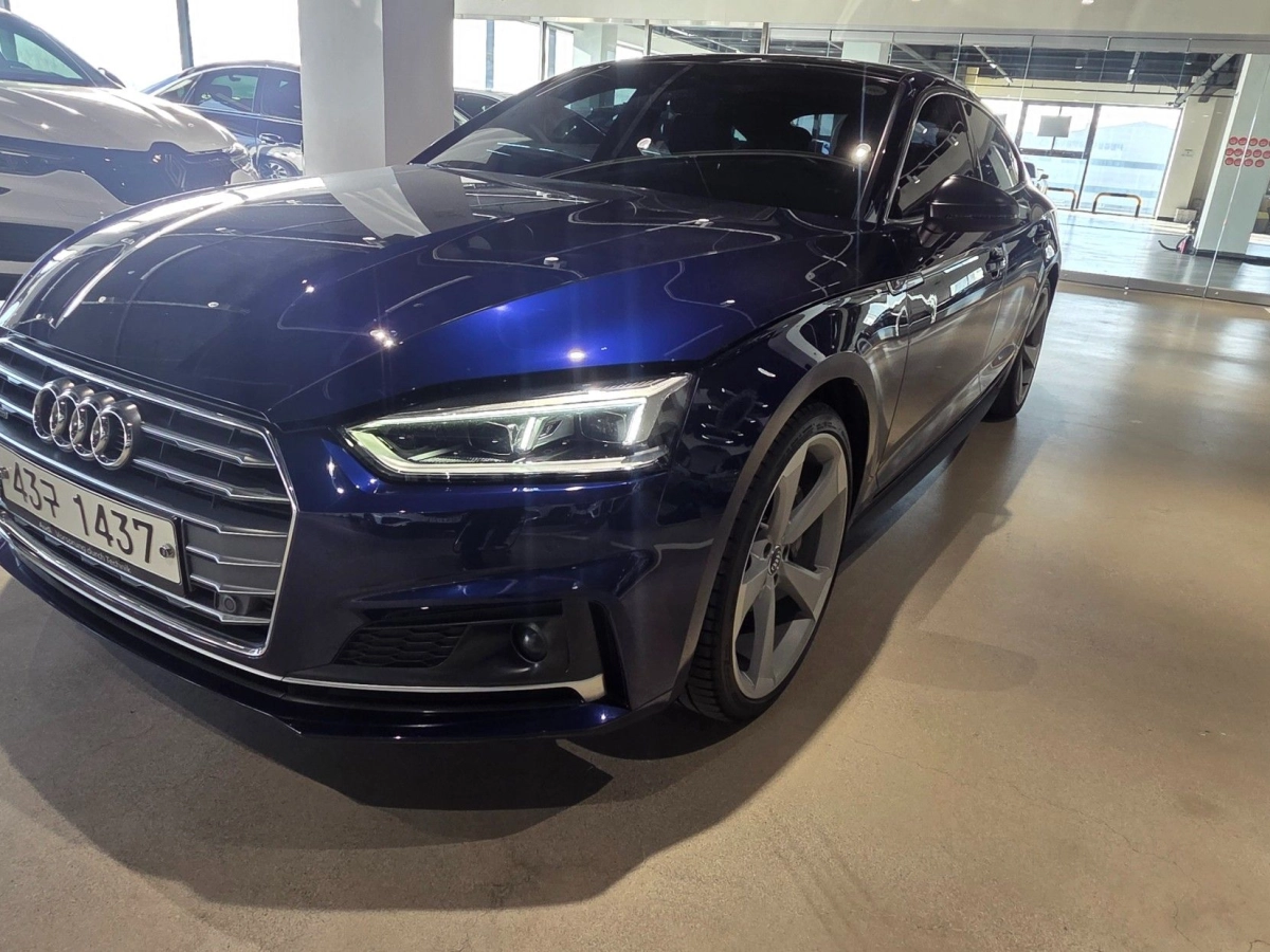 AUDI A5 F5
