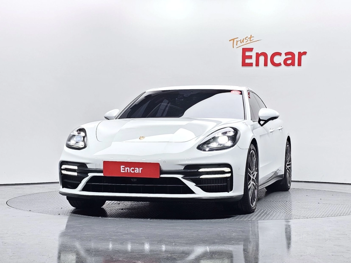 PORSCHE PANAMERA 971