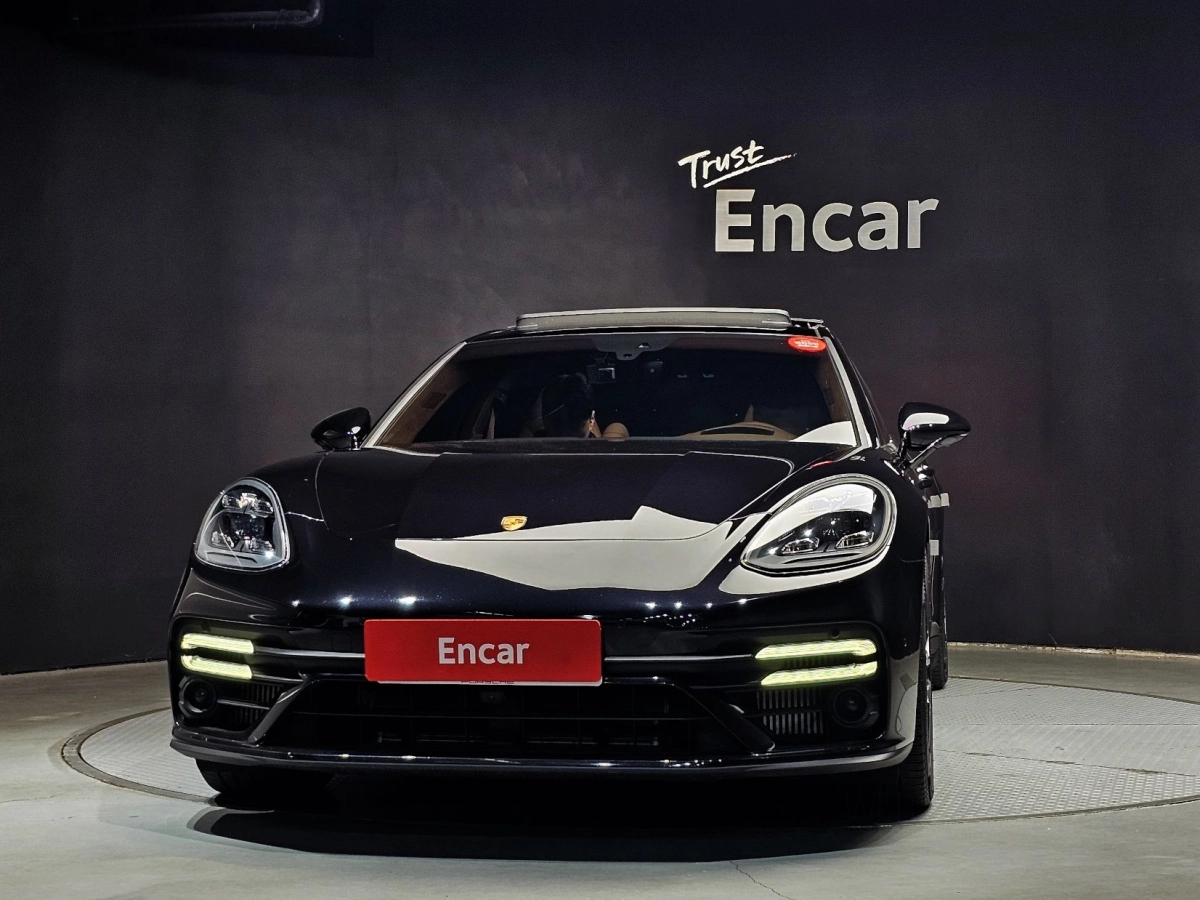 PORSCHE PANAMERA 971