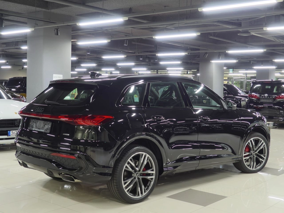 AUDI Q5 80A