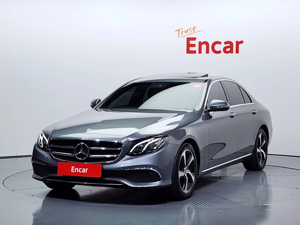 MERCEDES BENZ E-CLASS W213 2020